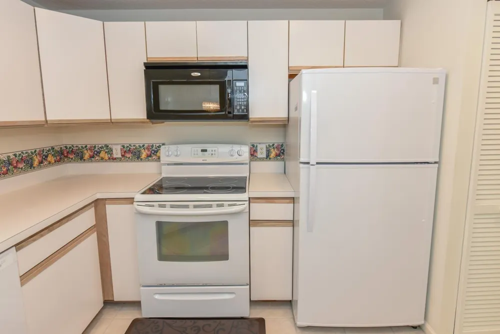 201 Muirfield Court #201e Jupiter, FL 33458
