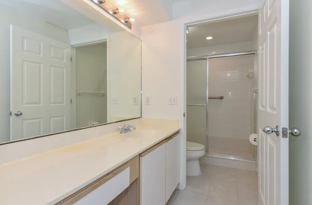 201 Muirfield Court #201e Jupiter, FL 33458