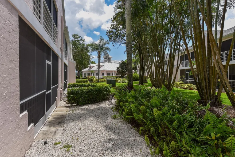 201 Muirfield Court #201e Jupiter, FL 33458