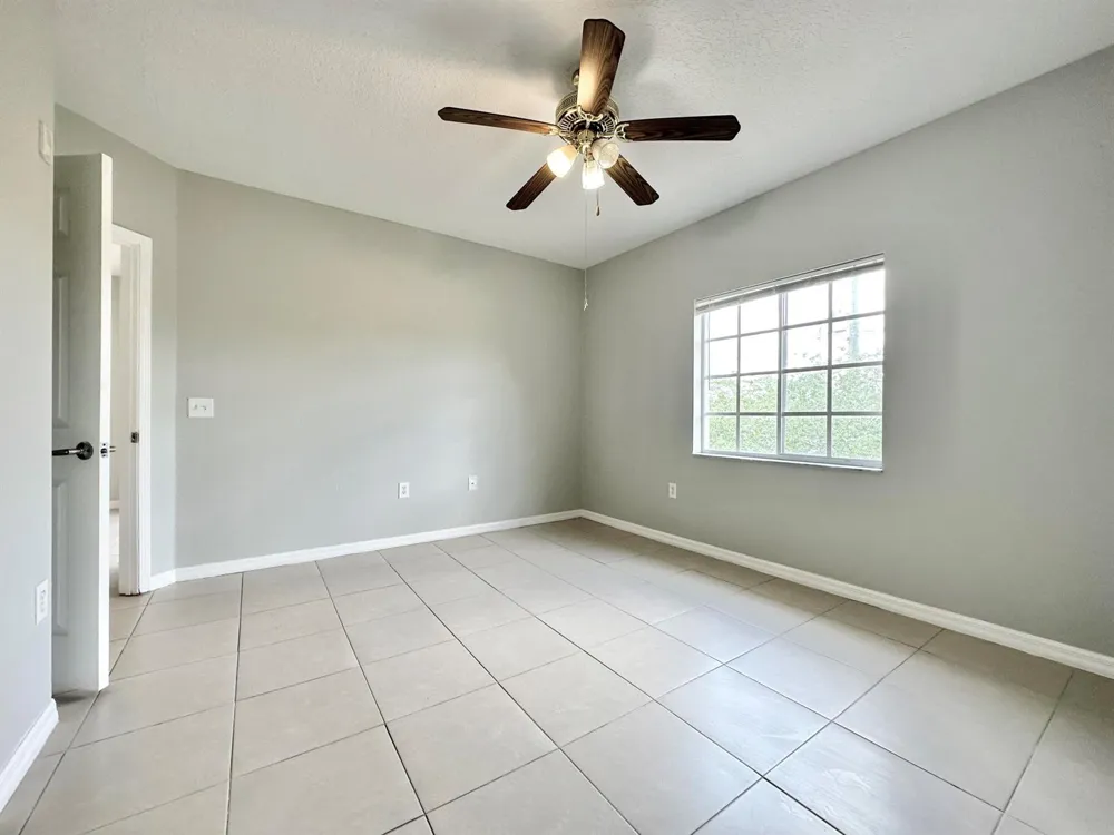 9604 Seadale Court #201 Riverview, FL 33578