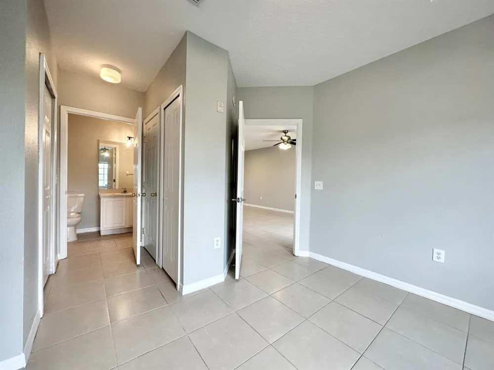 9604 Seadale Court #201 Riverview, FL 33578