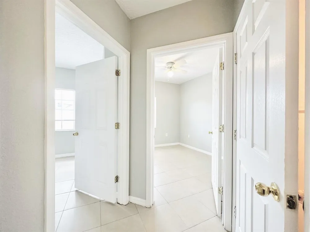9604 Seadale Court #201 Riverview, FL 33578