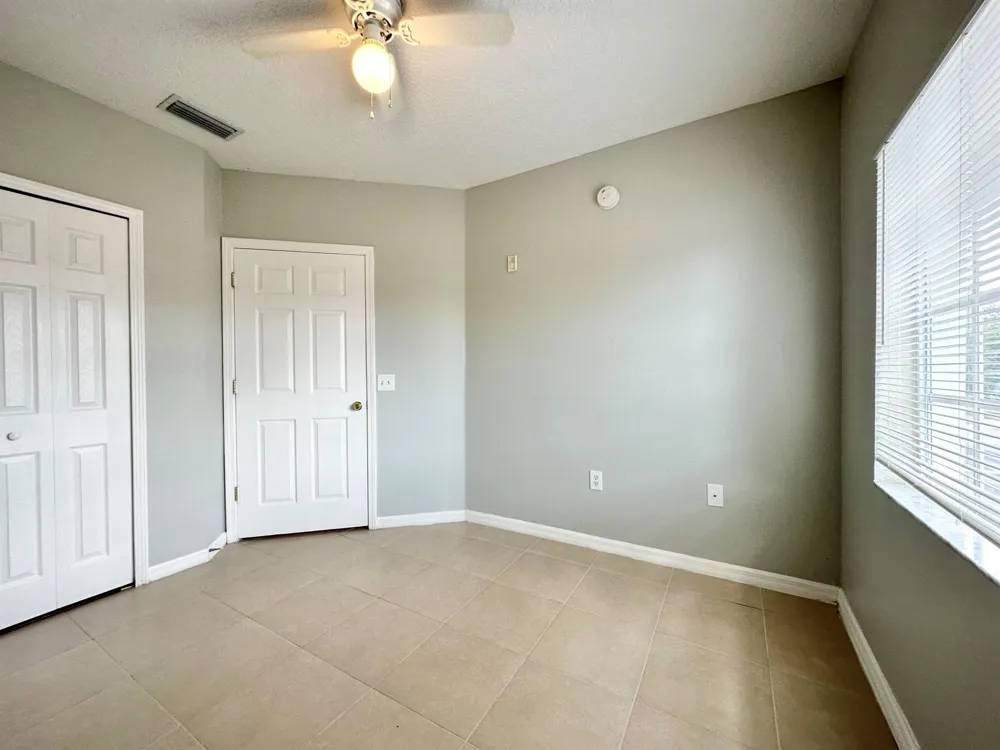 9604 Seadale Court #201 Riverview, FL 33578