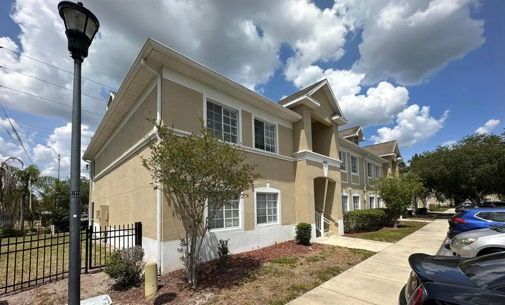9604 Seadale Court #201 Riverview, FL 33578