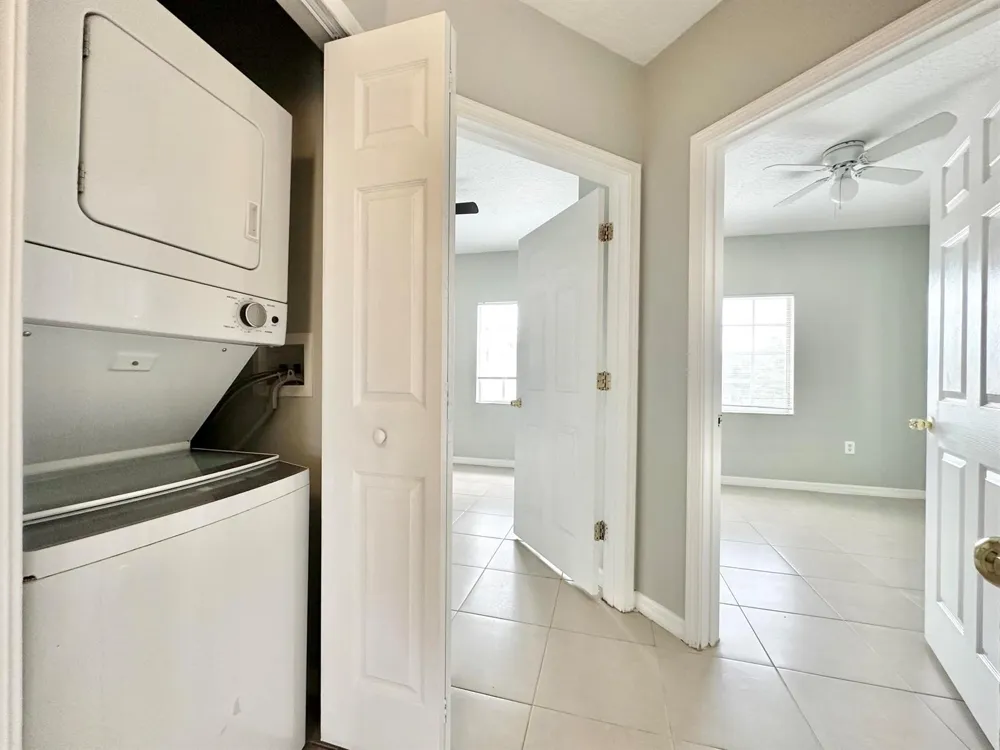 9604 Seadale Court #201 Riverview, FL 33578