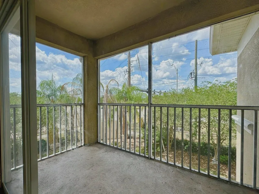 9604 Seadale Court #201 Riverview, FL 33578