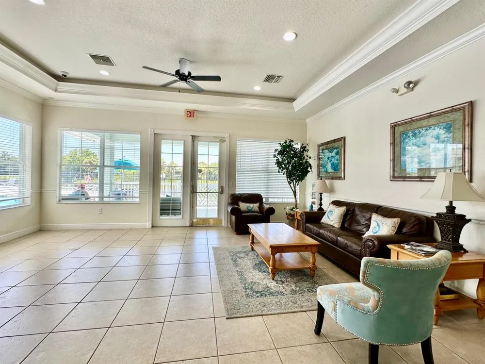 9604 Seadale Court #201 Riverview, FL 33578