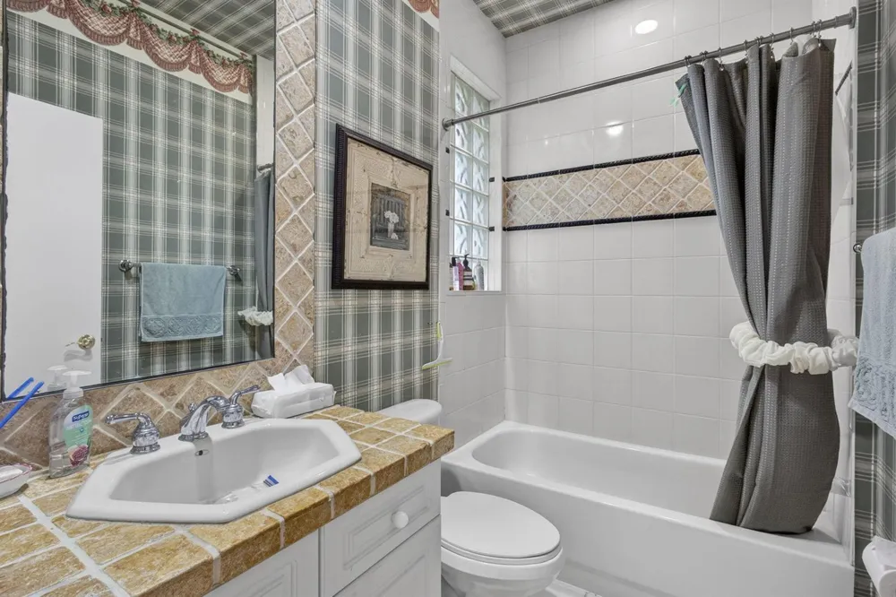 10880 Northgreen Drive Lake Worth, FL 33449