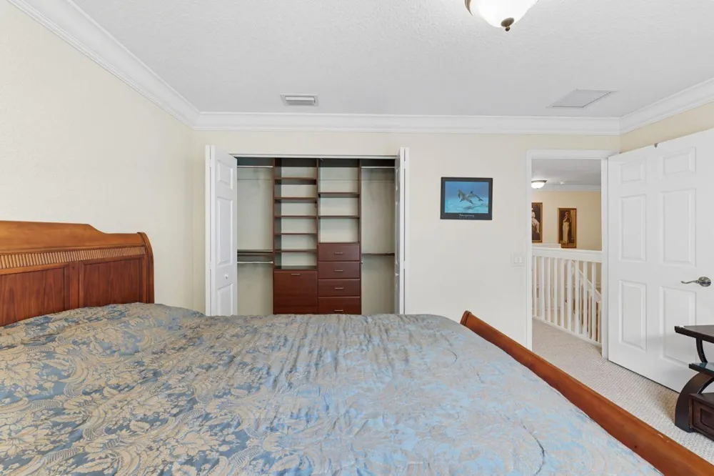 8492 Breezy Oak Way Boynton Beach, FL 33473