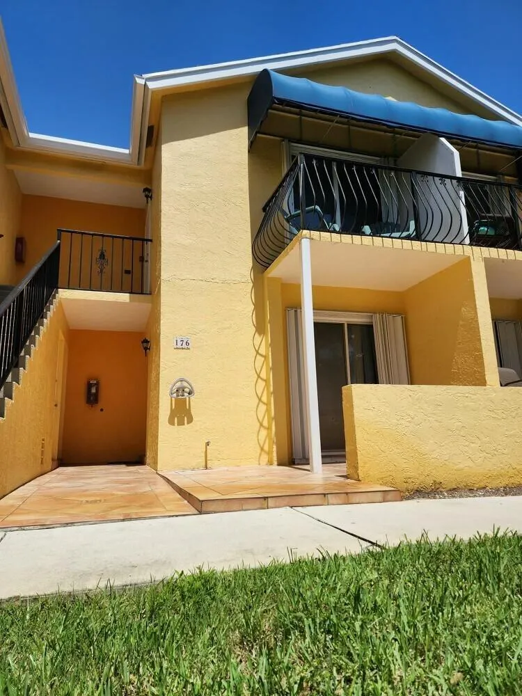 176 Waterside Drive Hypoluxo, FL 33462