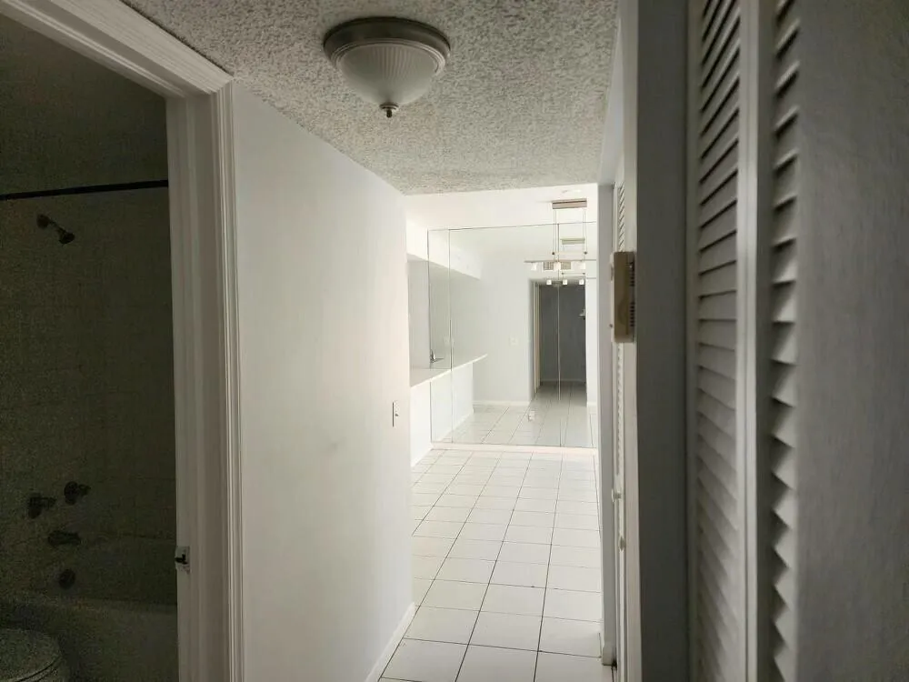 176 Waterside Drive Hypoluxo, FL 33462