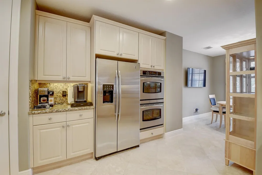 5645 NE Trieste Way Boca Raton, FL 33487