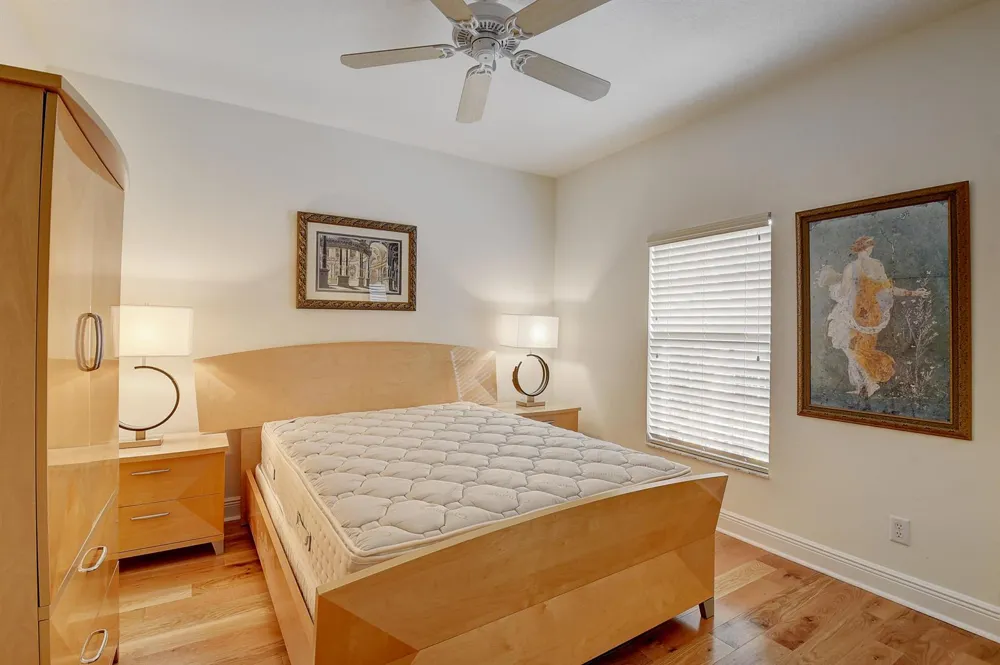 5645 NE Trieste Way Boca Raton, FL 33487