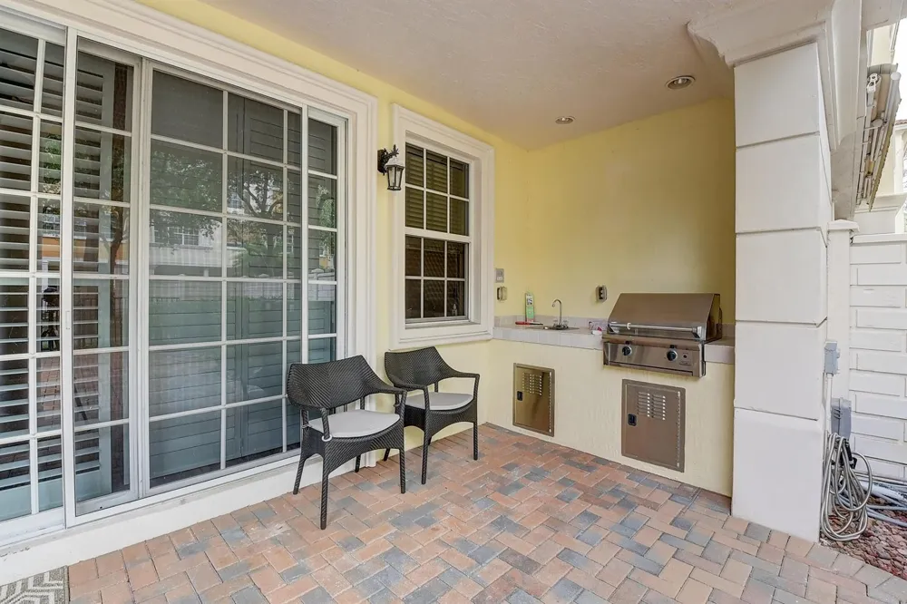 5645 NE Trieste Way Boca Raton, FL 33487