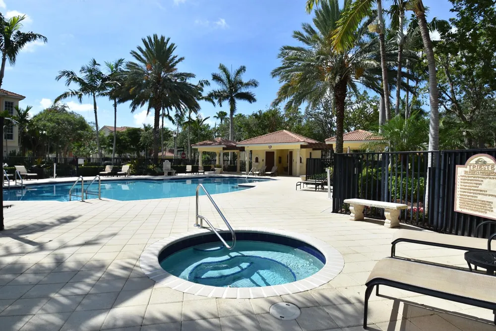 5645 NE Trieste Way Boca Raton, FL 33487