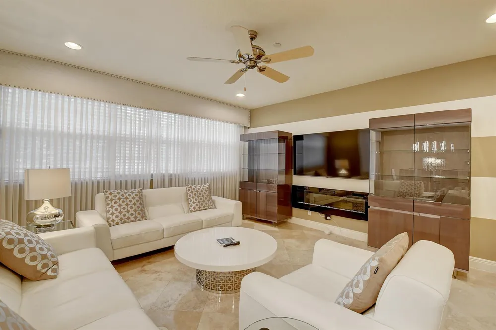 5645 NE Trieste Way Boca Raton, FL 33487