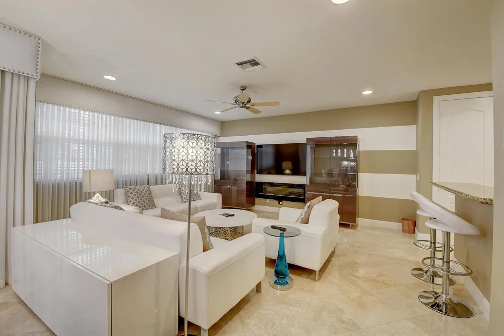 5645 NE Trieste Way Boca Raton, FL 33487