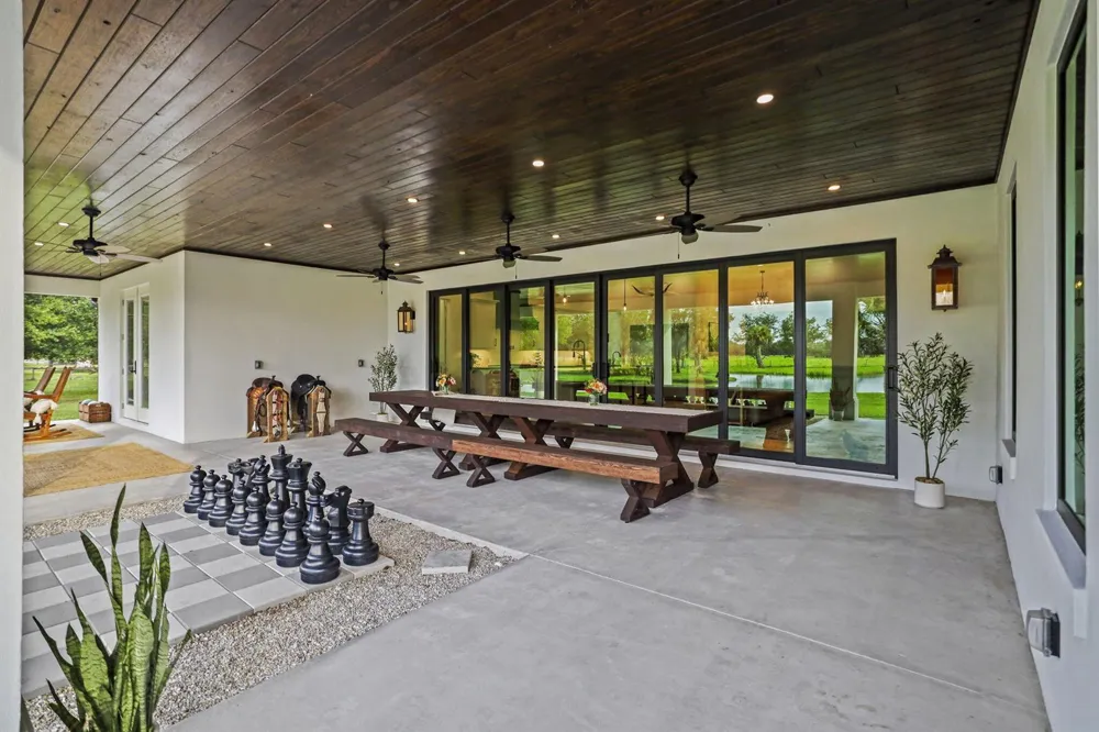 5250 21st Street SW Vero Beach, FL 32968