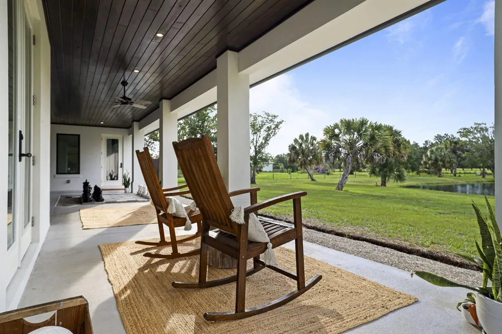 5250 21st Street SW Vero Beach, FL 32968