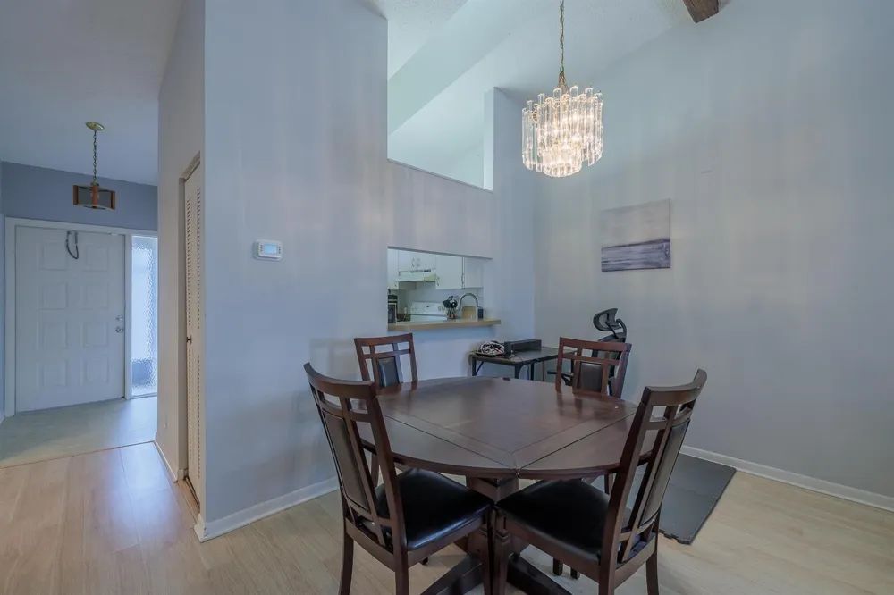 2054 SW Silver Pine Way #123d Palm City, FL 34990