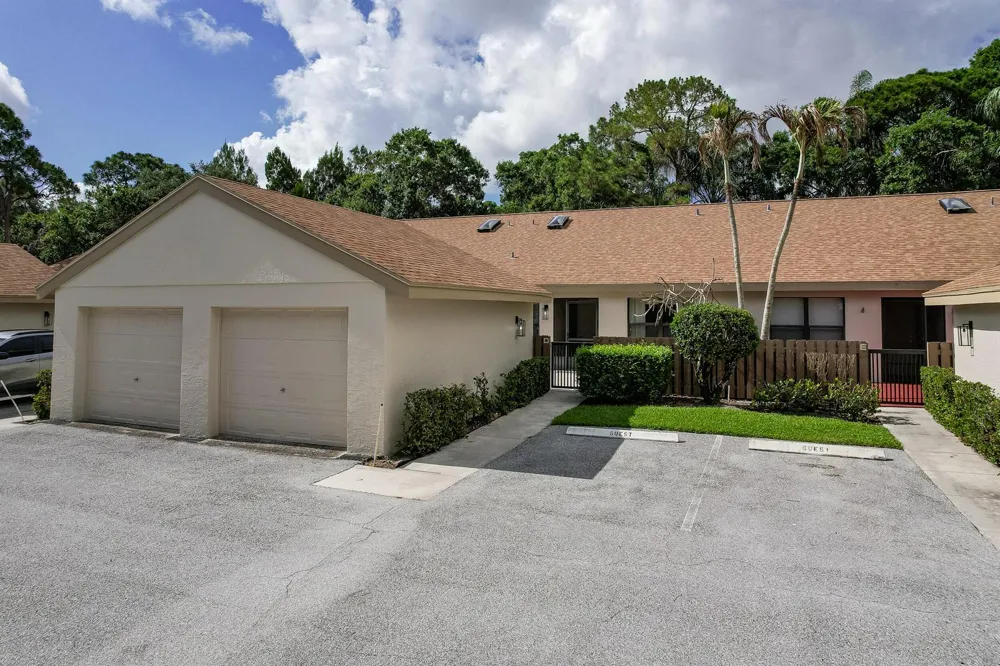 2054 SW Silver Pine Way #123d Palm City, FL 34990