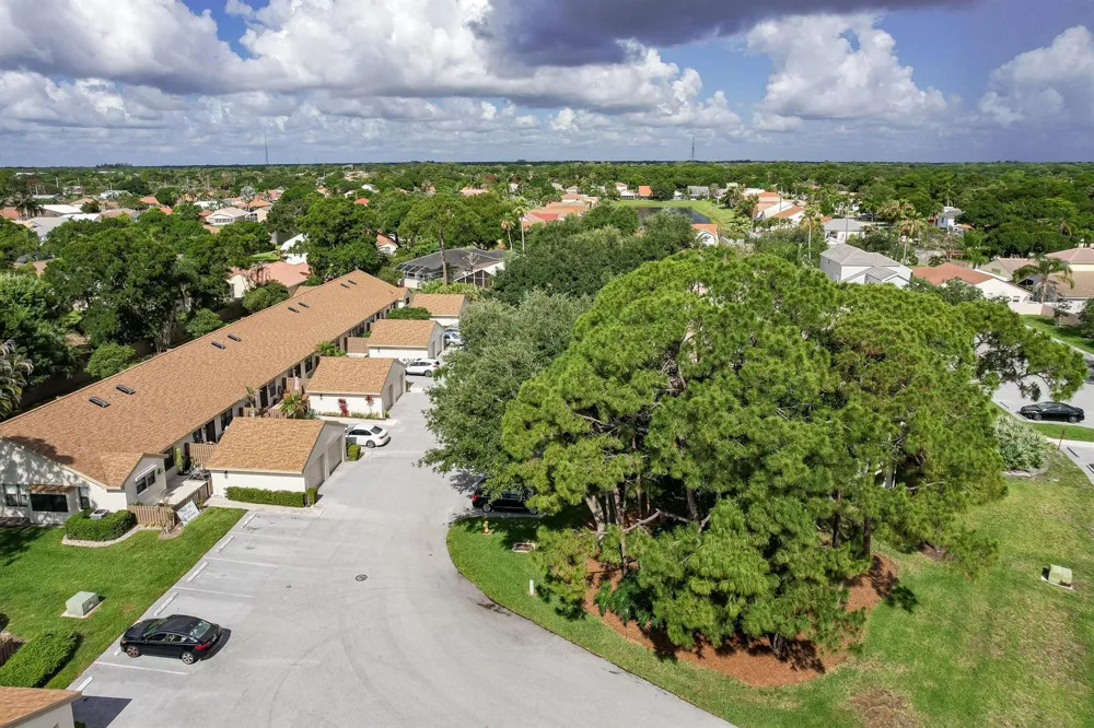 2054 SW Silver Pine Way #123d Palm City, FL 34990