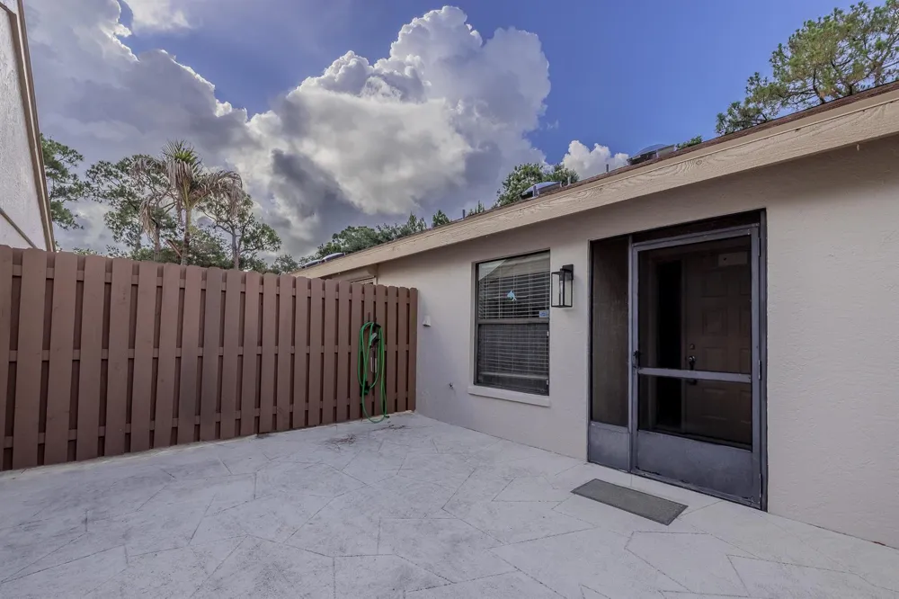 2054 SW Silver Pine Way #123d Palm City, FL 34990