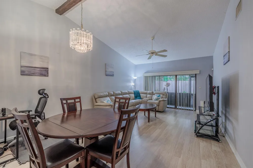 2054 SW Silver Pine Way #123d Palm City, FL 34990