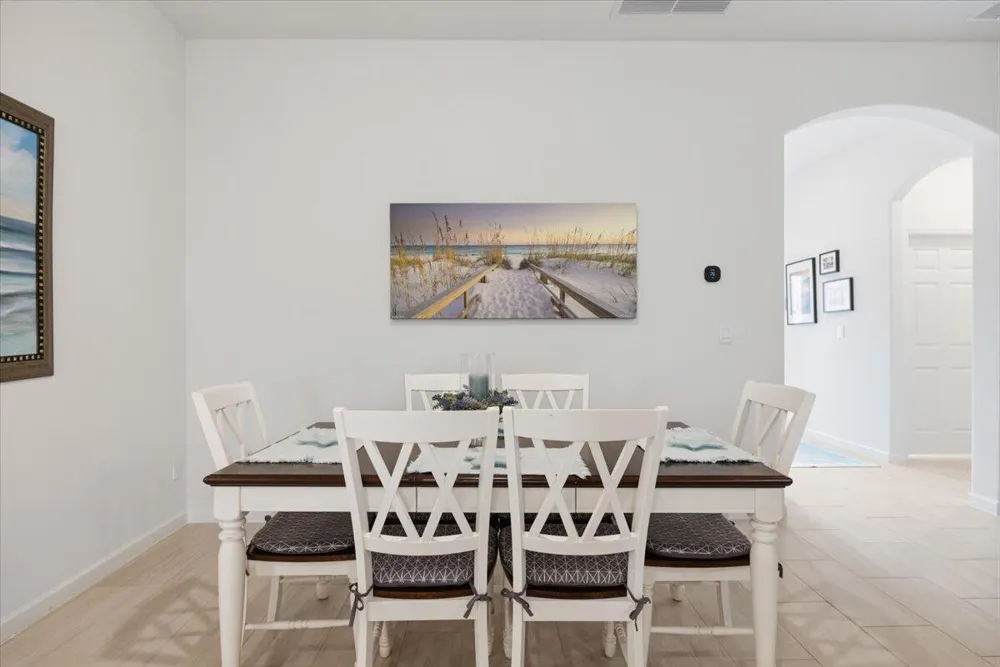 31 52nd Square Vero Beach, FL 32968