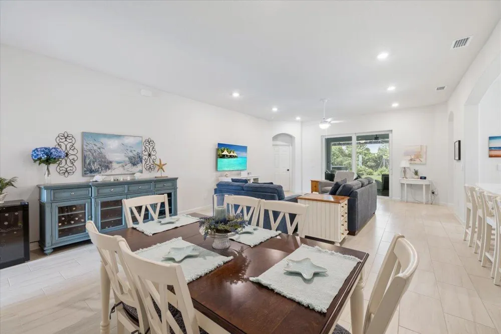 31 52nd Square Vero Beach, FL 32968