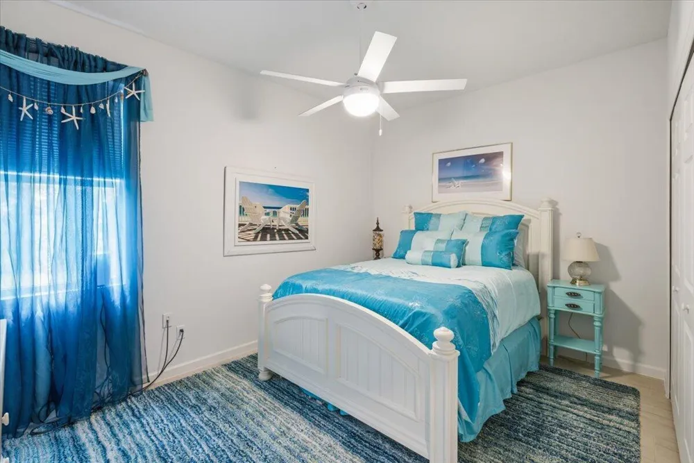 31 52nd Square Vero Beach, FL 32968
