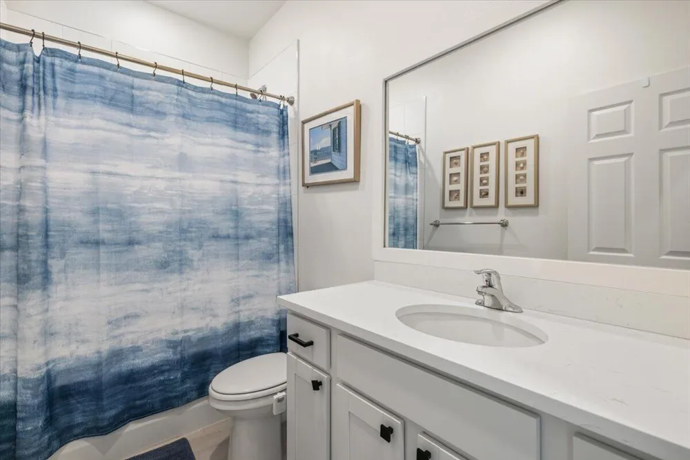 31 52nd Square Vero Beach, FL 32968
