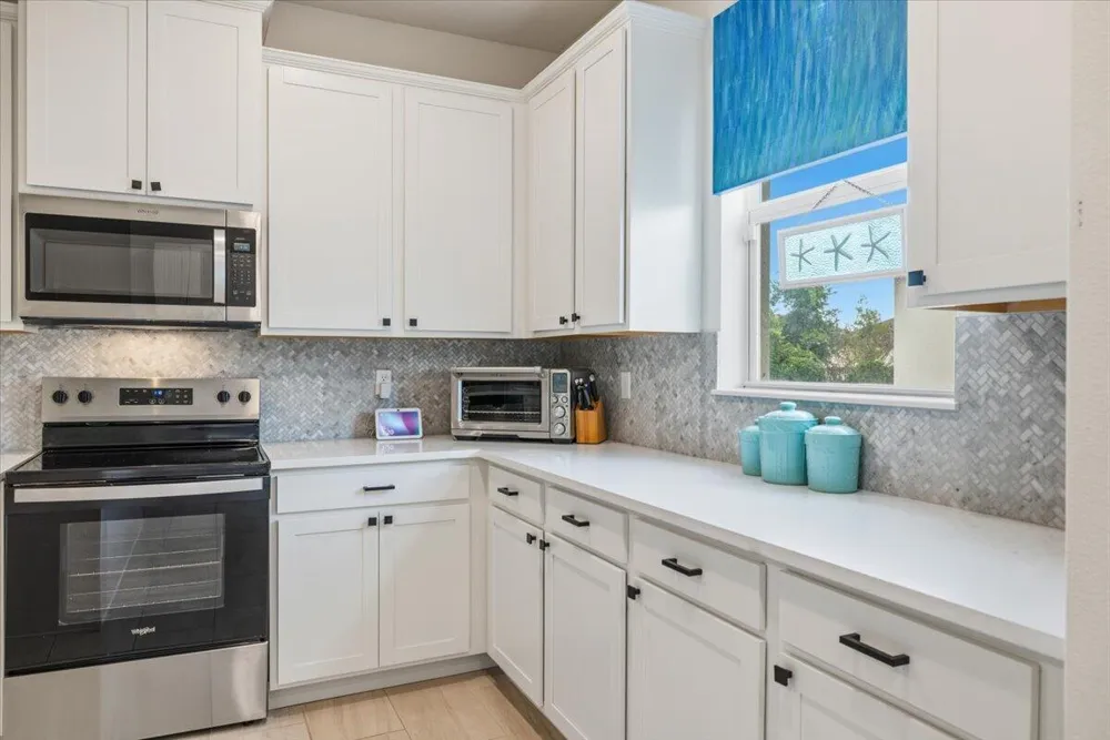 31 52nd Square Vero Beach, FL 32968