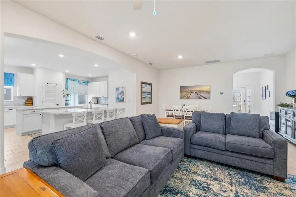 31 52nd Square Vero Beach, FL 32968