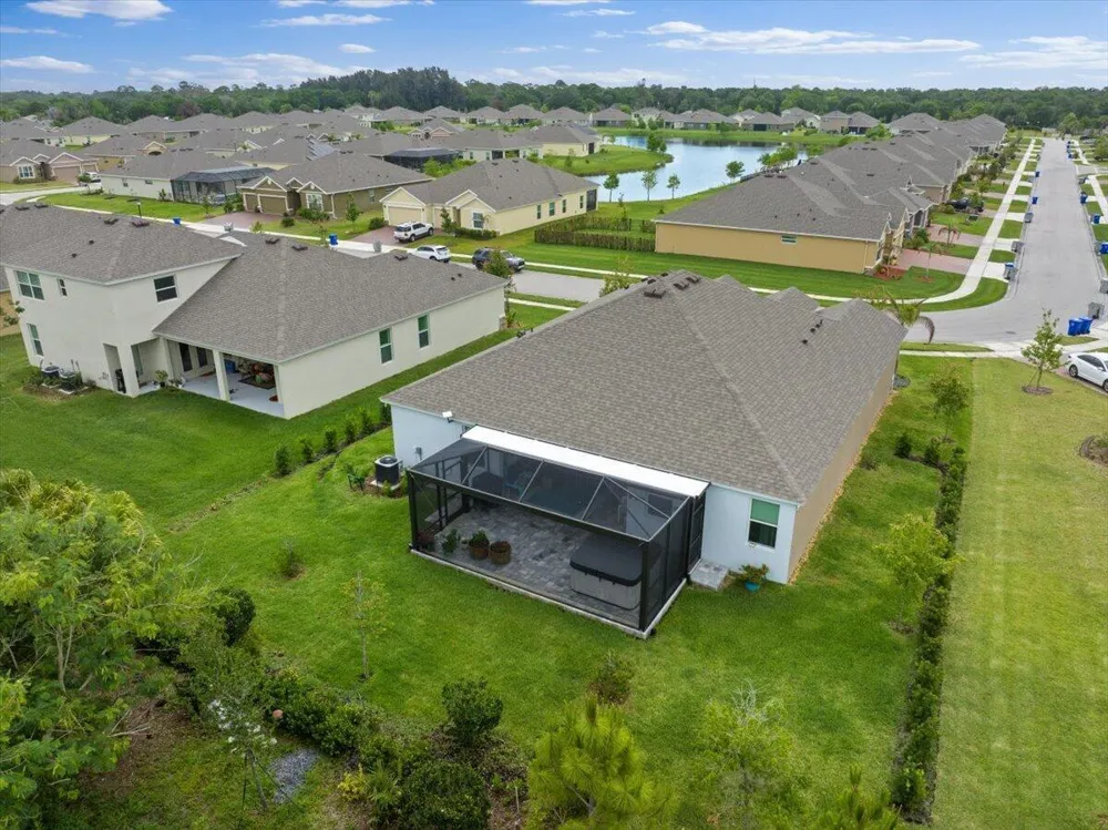 31 52nd Square Vero Beach, FL 32968