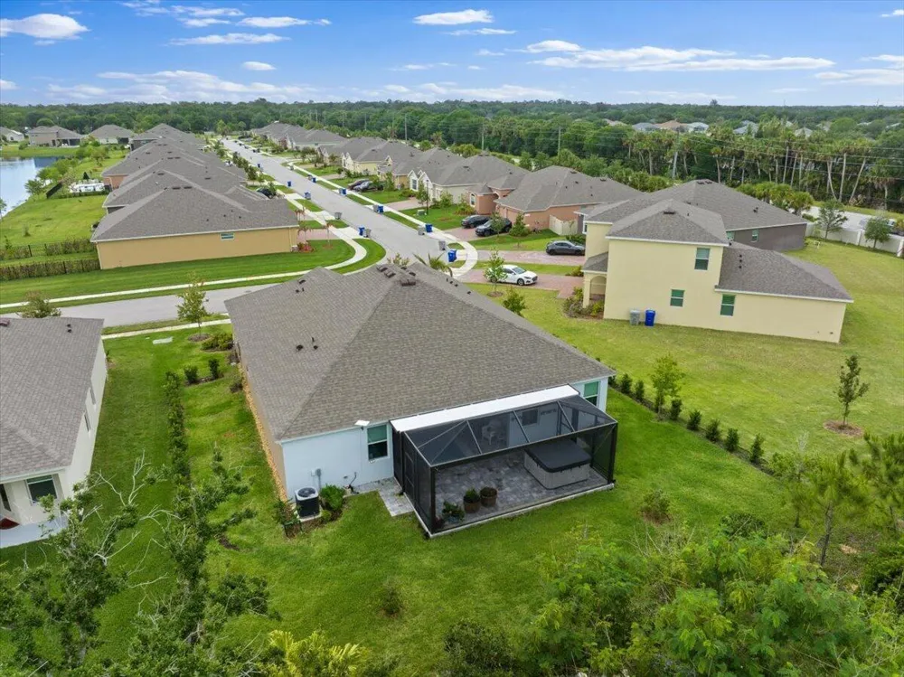 31 52nd Square Vero Beach, FL 32968