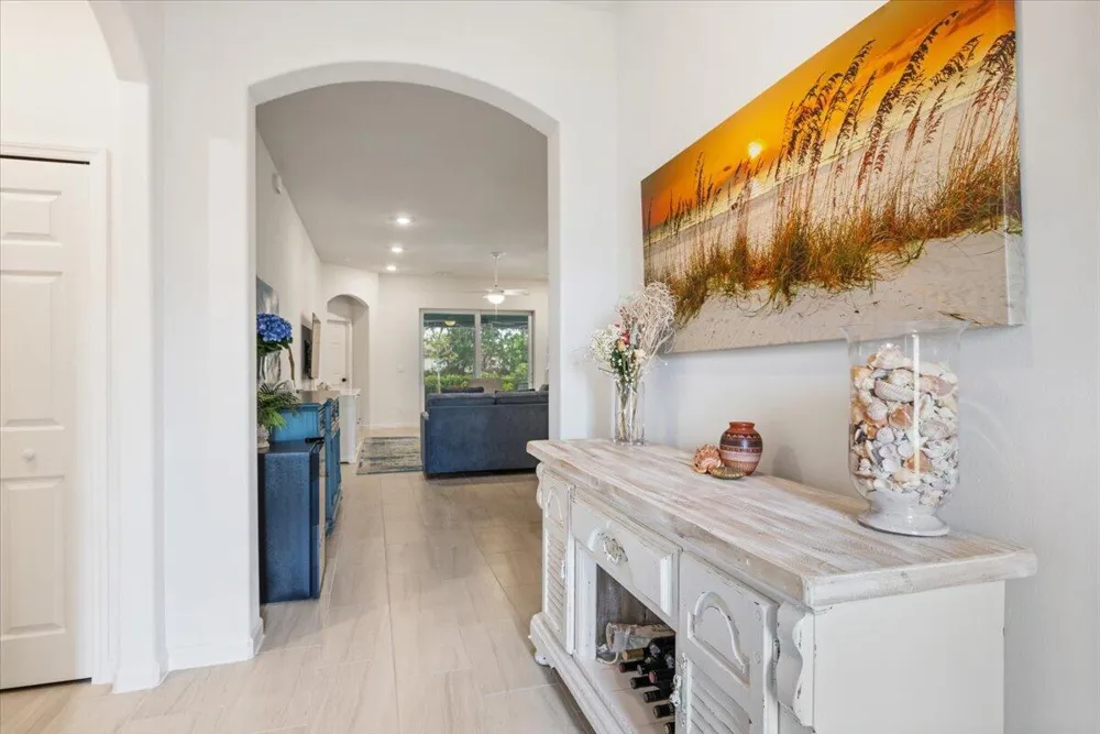 31 52nd Square Vero Beach, FL 32968