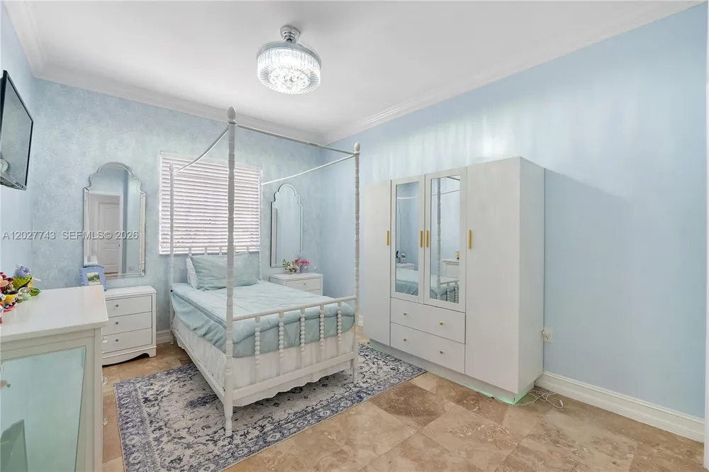 16732 NW 89th Pl Miami Lakes, FL 33018
