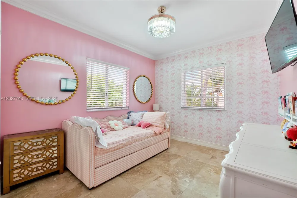 16732 NW 89th Pl Miami Lakes, FL 33018