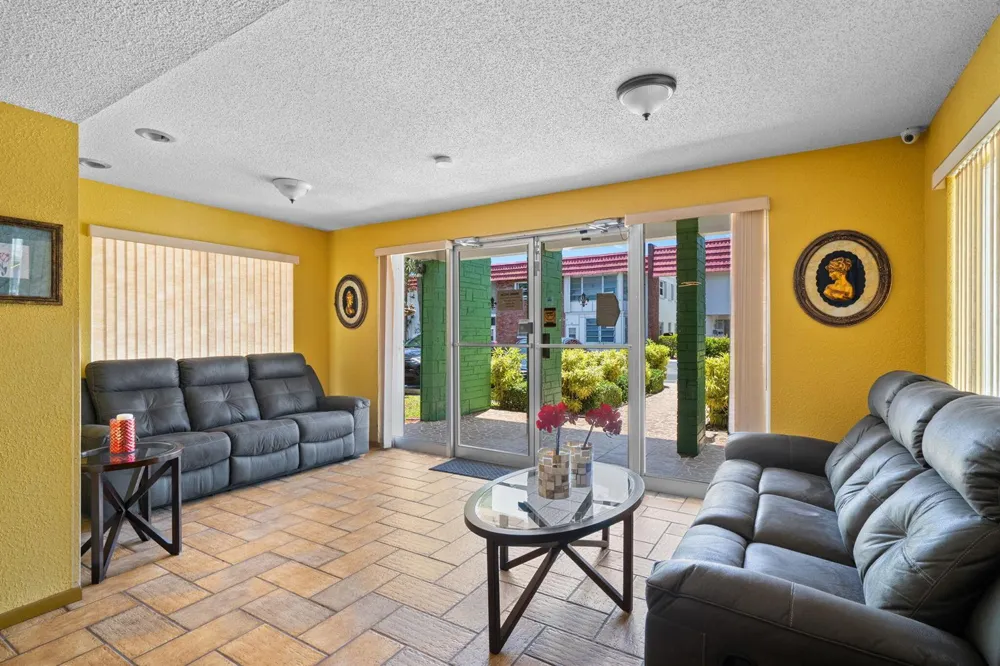 2271 NW 48th Terrace #207 Lauderhill, FL 33313