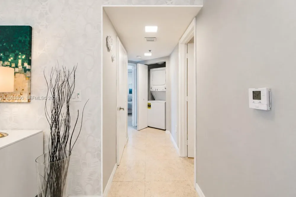 16699 Collins Ave #2906 Sunny Isles Beach, FL 33160
