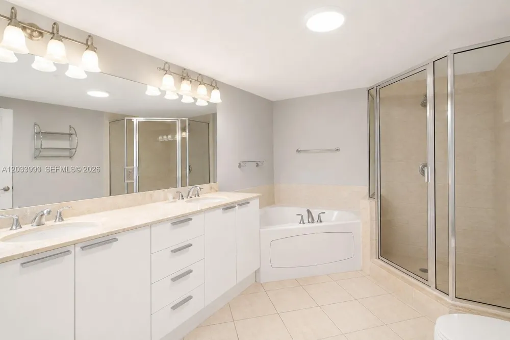 16699 Collins Ave #2906 Sunny Isles Beach, FL 33160