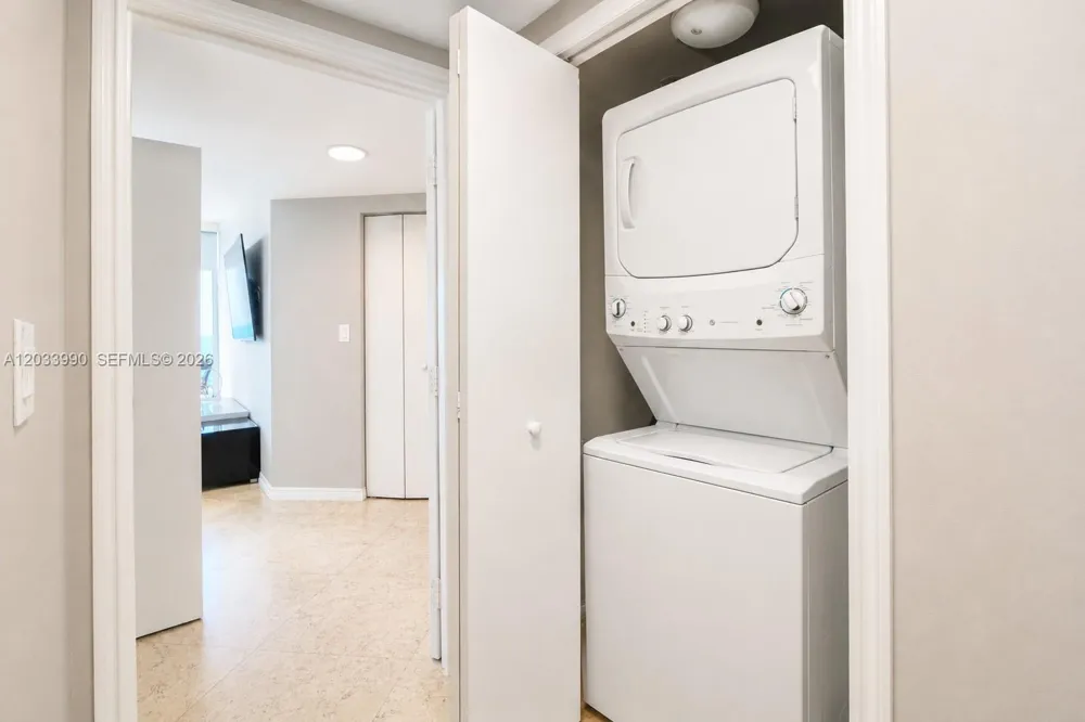 16699 Collins Ave #2906 Sunny Isles Beach, FL 33160