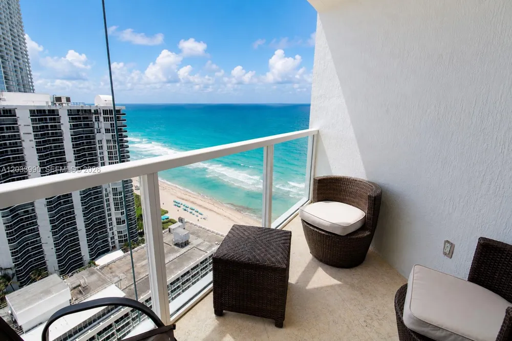 16699 Collins Ave #2906 Sunny Isles Beach, FL 33160