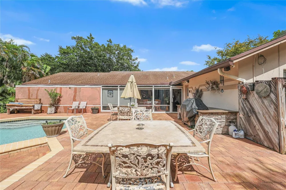 9700 NW 28th Street Cooper City, FL 33024