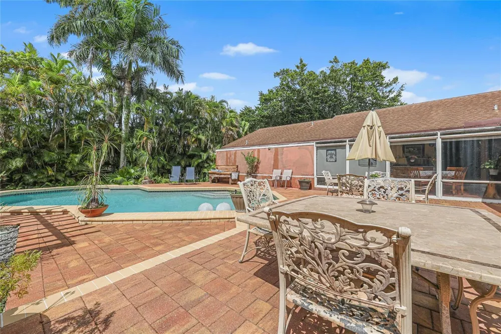 9700 NW 28th Street Cooper City, FL 33024