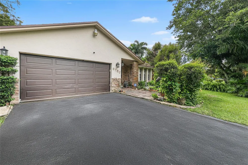 9700 NW 28th Street Cooper City, FL 33024