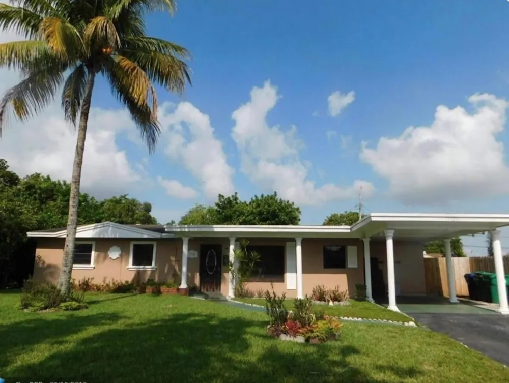 17120 NW 43rd Court Miami Gardens, FL 33055