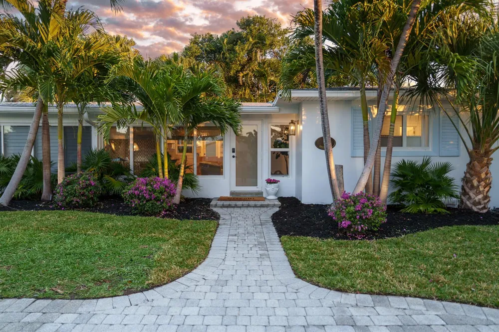 7 Fayette Drive Ocean Ridge, FL 33435