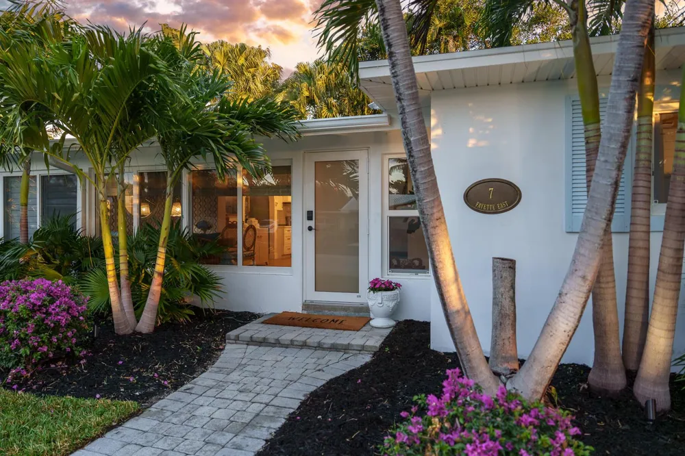 7 Fayette Drive Ocean Ridge, FL 33435